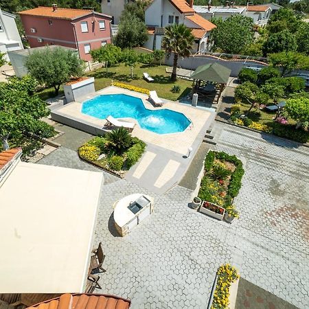 Villa Lulic 维尔 外观 照片